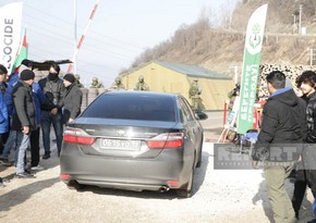 Russian peacekeepers' car passes freely through Khankandi-Lachin road again
