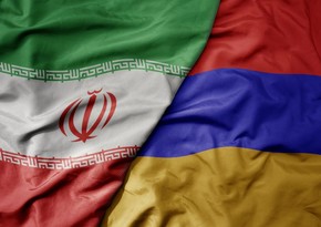 Iran, Armenia sign barter trade agreement in Yerevan