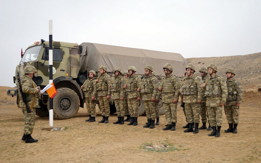 Hərbi vəzifəlilərin ehtiyatda olduqları müddətdə hərbi təlim toplanışlarına necə çağırılacaqları müəyyənləşib