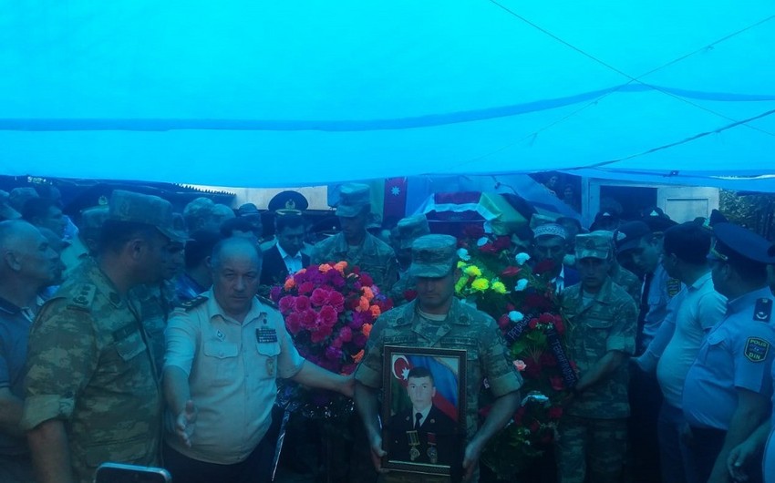В Азербайджане похоронен погибший в результате несчастного случая военнослужащий - ФОТО - ВИДЕО - ДОПОЛНЕНО