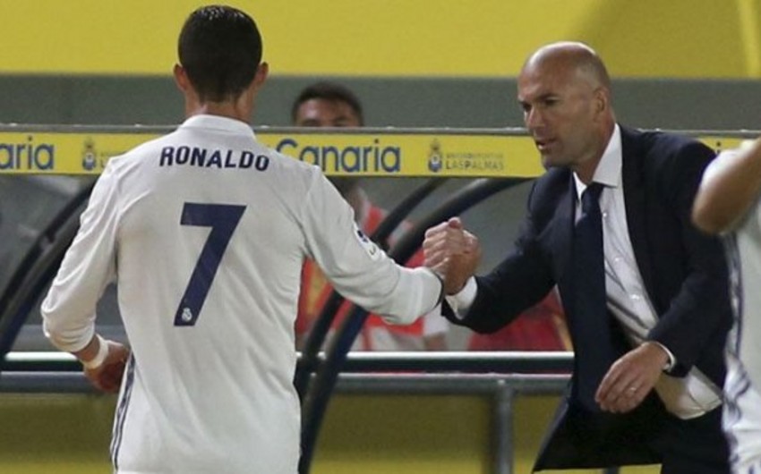 Ronaldo complains of Zidane to club's president