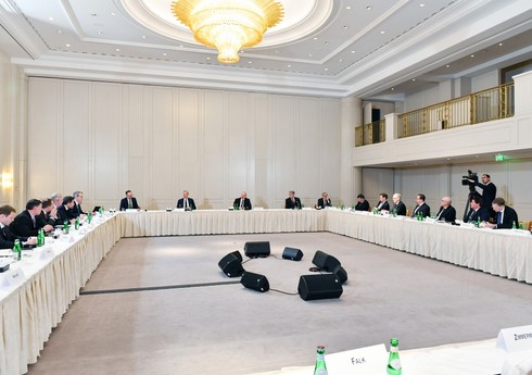 Состоялась встреча президента Азербайджана с руководителями ведущих компаний Германии