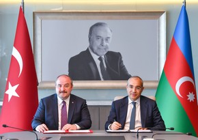 Azərbaycanla Türkiyə arasında iqtisadi tərəfdaşlığa dair sənəd imzalanıb