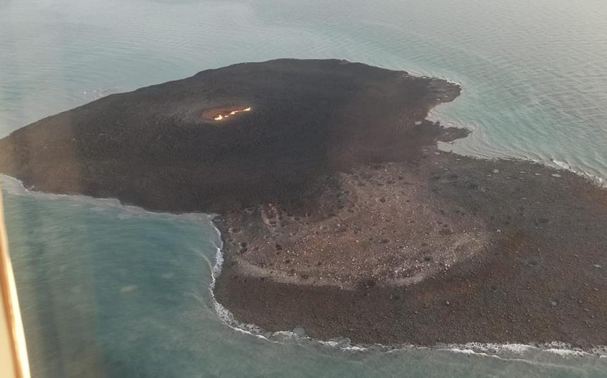 Nazirlik: Daşlı ada çoxdan mövcuddur və vulkan nəticəsində əmələ gəlib
