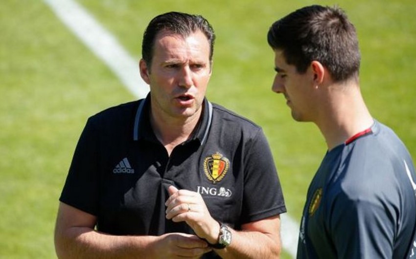 Chelsea goalkeeper sues former head coach of Belgian team