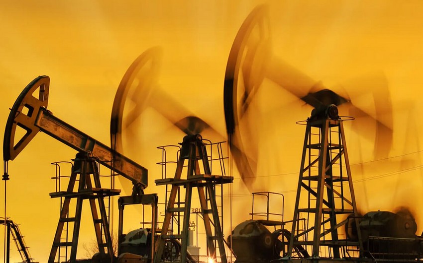 Нефть подешевела на неопределенности вокруг спроса и предложения