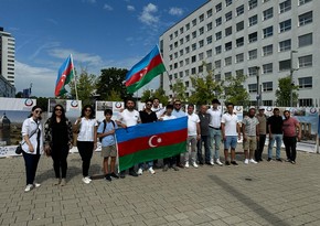 Azərbaycanlılar BMT-nin Bonn şəhərində yerləşən mərkəzinin önündə etiraz aksiyası keçirib