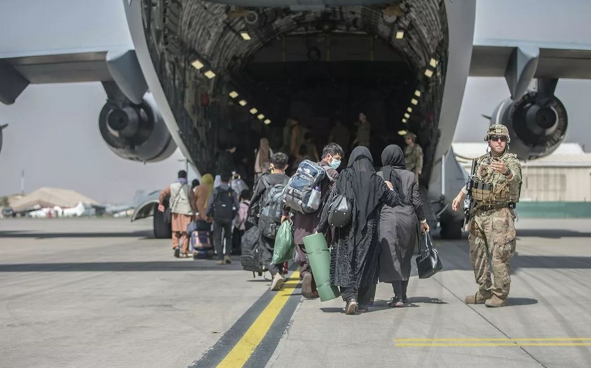 США эвакуировали 88 тыс. человек из Афганистана