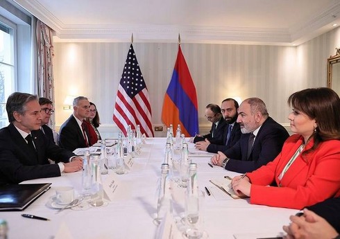 В Мюнхене проходит встреча Госсекретаря США и премьер-министра Армении 