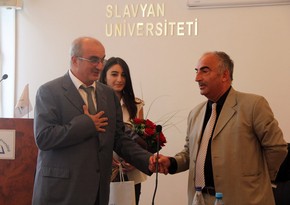 Bakı Slavyan Universitetində yazıçı Natiq Rəsulzadə ilə görüş keçirilib