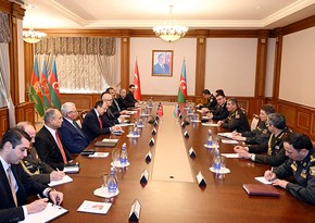 Азербайджан и Турция обсудили вопросы военного сотрудничества