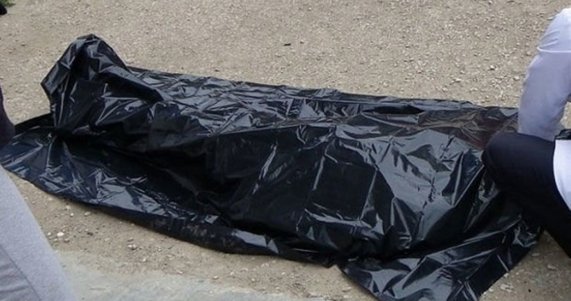 На месте пожара в Баку обнаружено тело человека