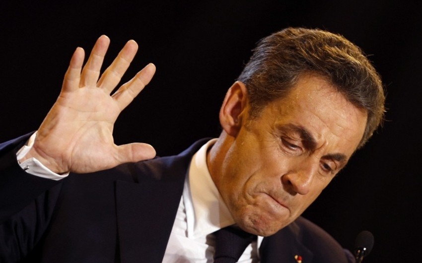 Sarkozi Fransanın aparıcı müxalifət partiyasının sədri seçildi