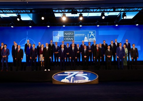 В рамках саммита НАТО прошла спецсессия с участием глав государств и правительств стран-членов альянса