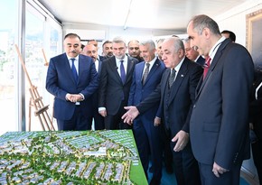 Али Асадов ознакомился с ходом строительных работ в жилом квартале Азербайджан в Кахраманмараше