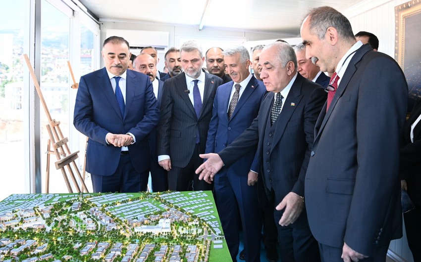PM Asadov views progress of construction work in “Azerbaijani quarter” in Türkiye’s Kahramanmaras
