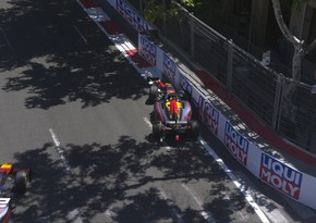 Accident occurs at F2 Sprint Race in Baku