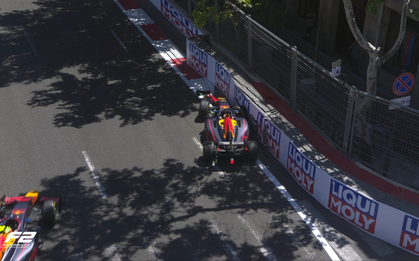 Accident occurs at F2 Sprint Race in Baku