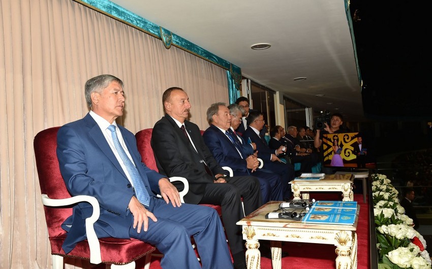 Prezident İlham Əliyev Astanada Qazax xanlığının 550 illik yubileyi ilə bağlı teatrlaşdırılmış tamaşaya baxıb