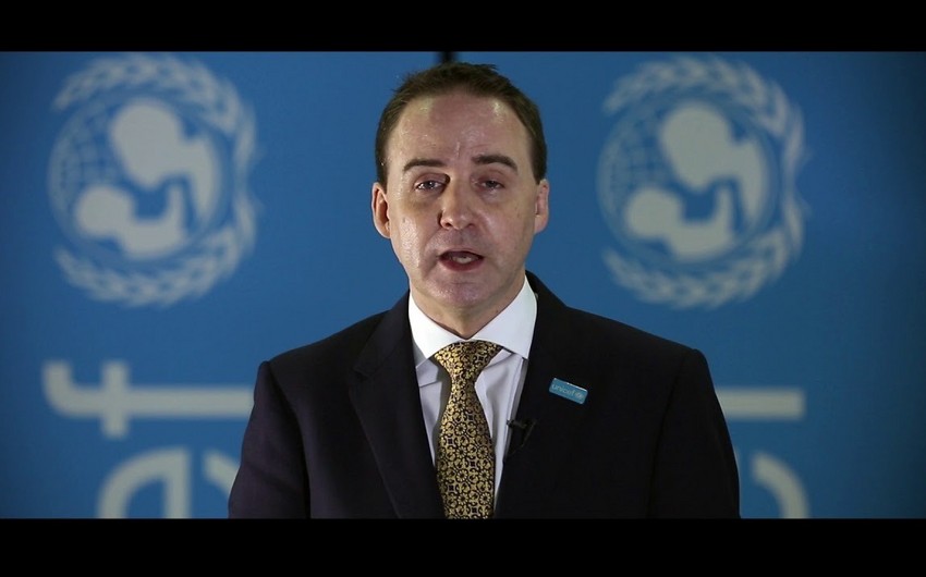 UNİSEF rəsmisi: Hər il dünyada 67 min yeniyetmə özünə xəsarət yetirərək dünyasını dəyişir