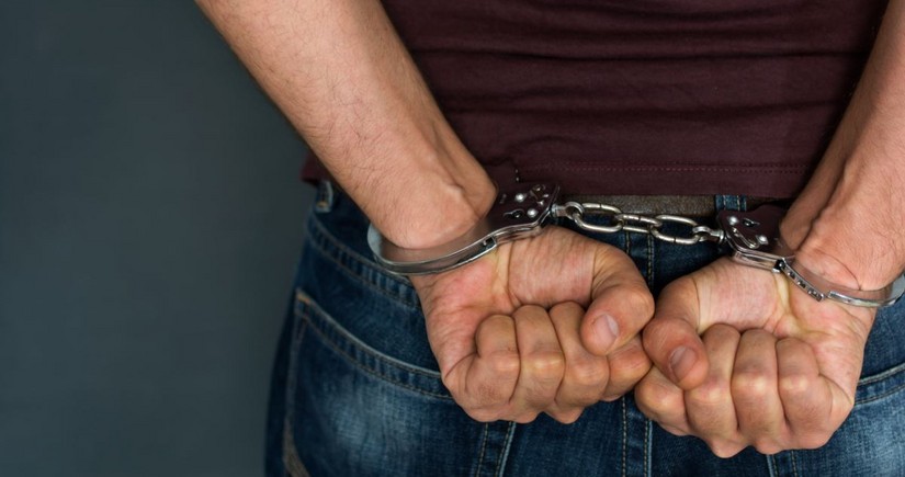 В Баку задержали подозреваемого в краже 5,4 тыс. манатов в кафе
