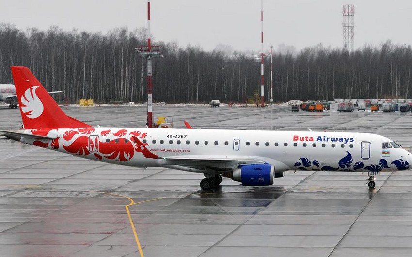 Летевший из Баку в Стамбул самолет приземлился в другом аэропорту из-за сильного тумана
