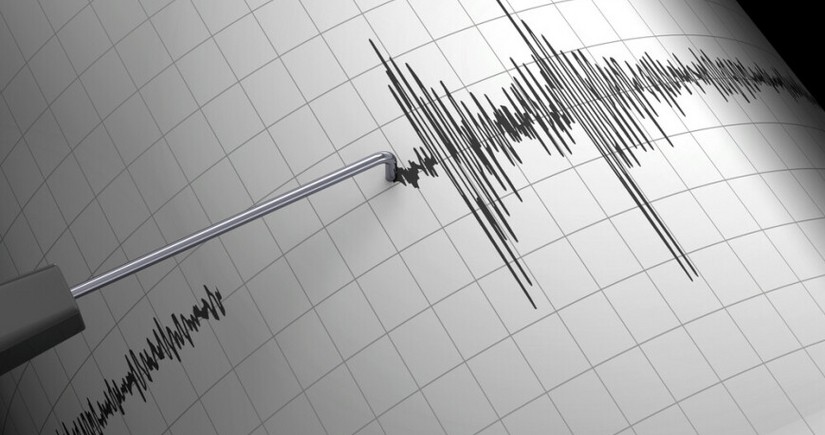 5.9-magnitude earthquake hits Philippines