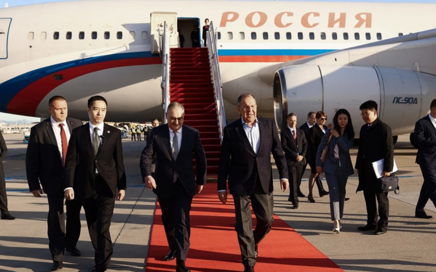 Министр иностранных дел России прибыл в Китай с официальным визитом