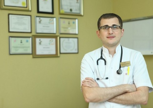 Главный педиатр Азербайджана призвал своевременно прививать детей