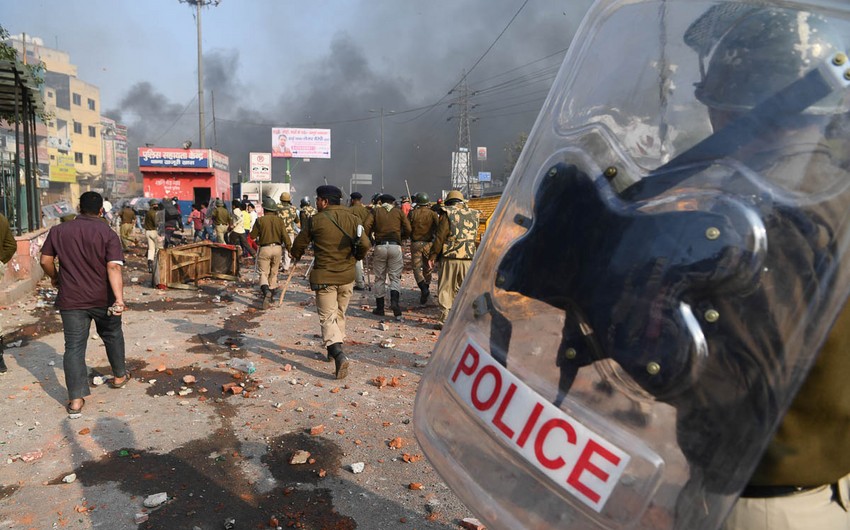 Delhi riots: Nearly 10 police officers injured, 22 suspects arrested