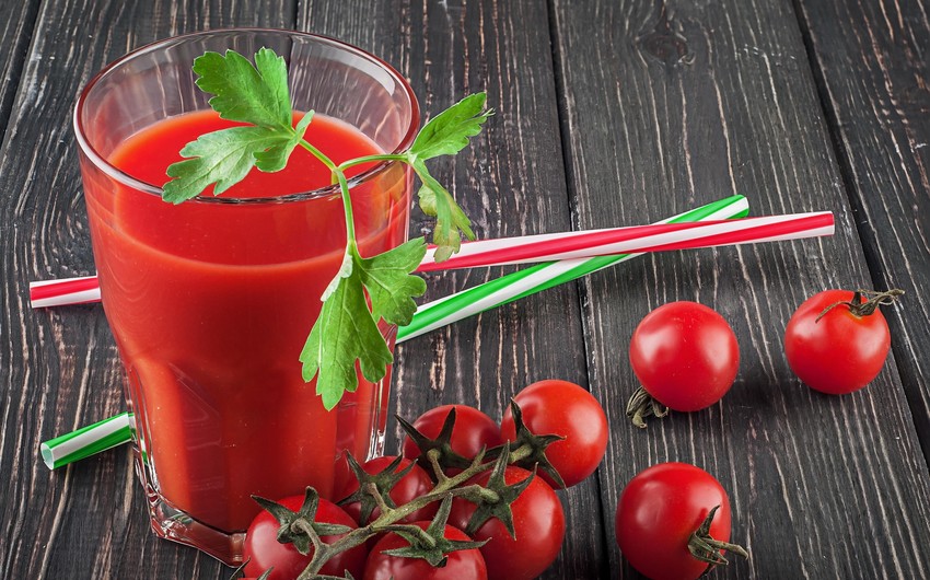 Азербайджан возобновил импорт томатного сока из трех стран
