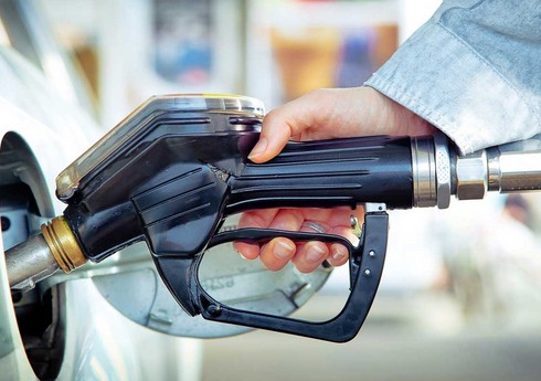Азербайджан резко сократил закупки бензина "Premium" с основного рынка поставок