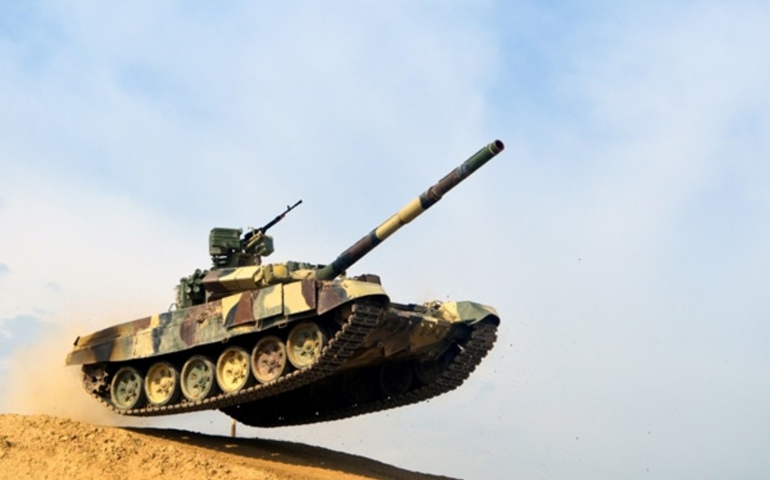 ​Azərbaycan ordusunun tankçıları artilleriya yarışları keçirir - FOTO - VİDEO