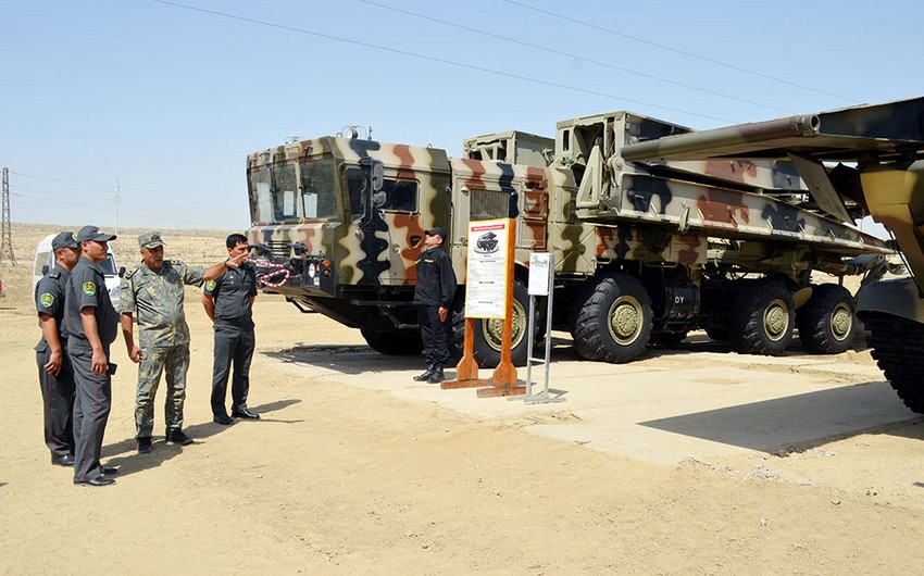 Azerbaijani and Uzbek military specialists hold meeting