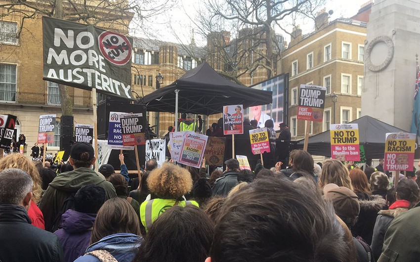 В Лондоне прошел многотысячный марш против политики Трампа