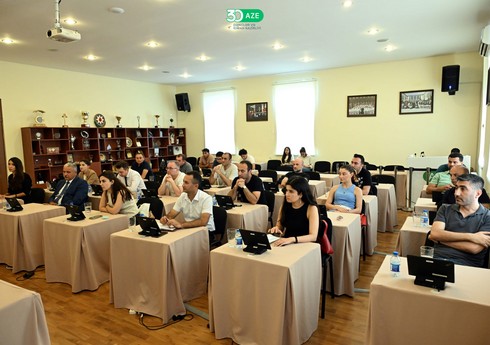 Проведена встреча с азербайджанскими журналистами, аккредитованными на Париж-2024