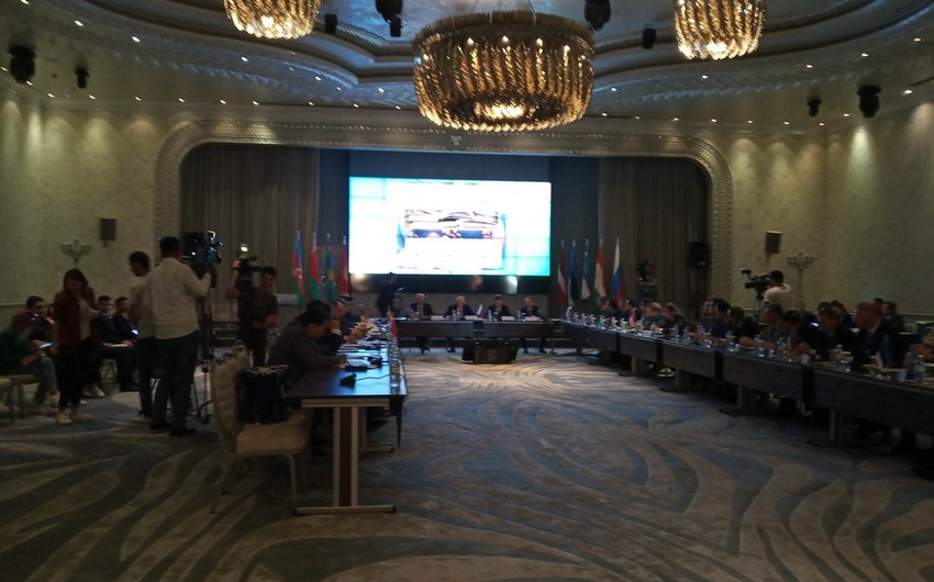 Представители таможенных служб СНГ собрались в Баку