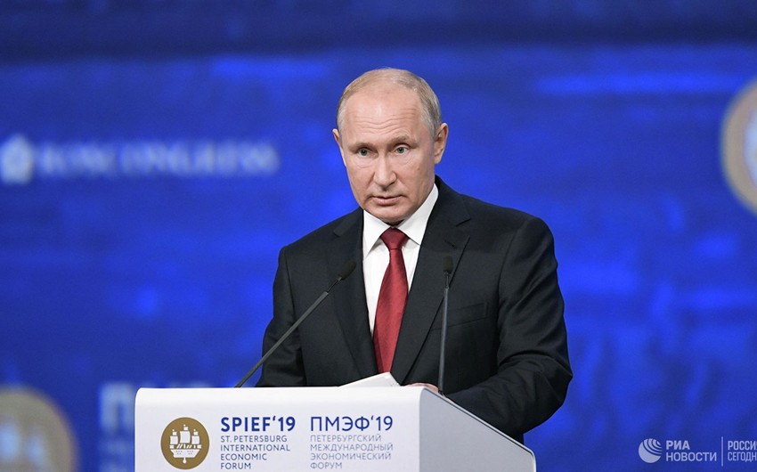 Vladimir Putin: Dünyada dollara inam azalır