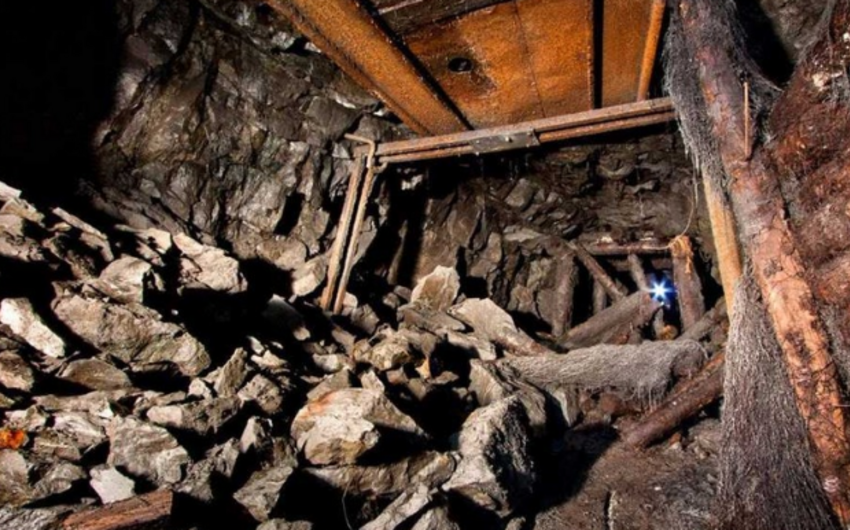 В шахте на севере Мексики произошло обрушение