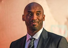 Legendary basketball star Kobe Bryant killed in helicopter crash - PHOTO