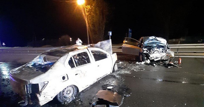 Belarusda ağır yol qəzasında 2 nəfər ölüb