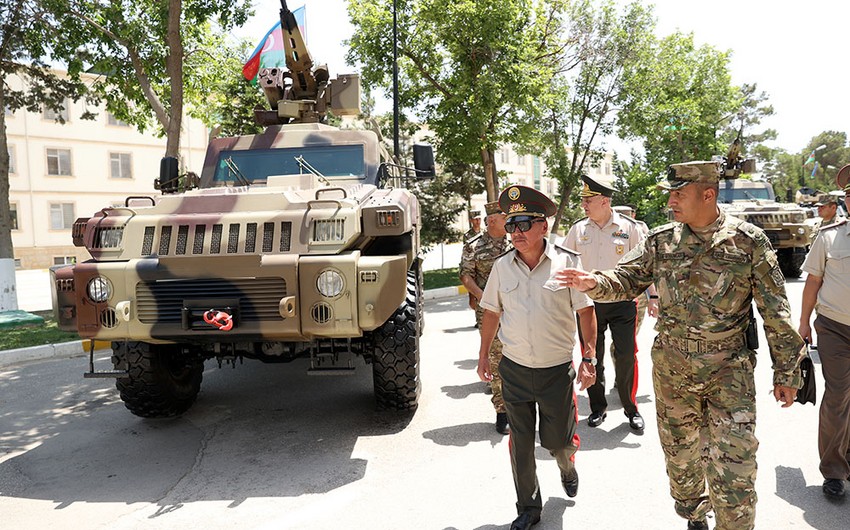 Глава Минобороны Кыргызстана побывал в Военном институте имени Гейдара Алиева