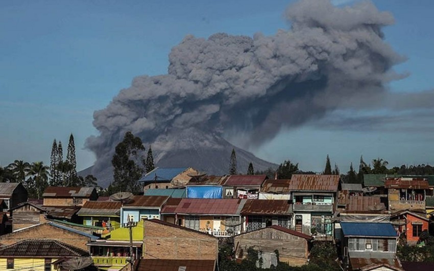 İndoneziyada vulkan püskürməsindən ölənlərin sayı artıb
