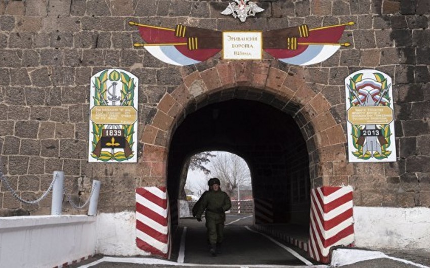 Российские снайперы провели учения на базе в Армении