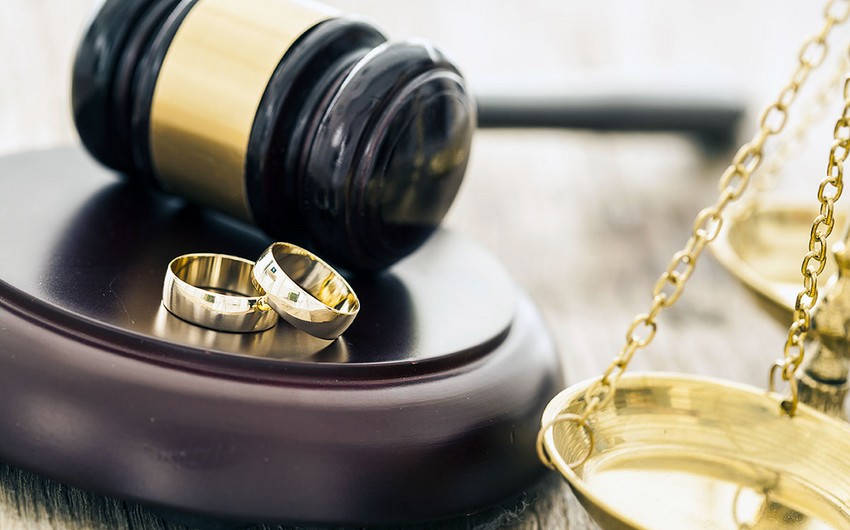 Azerbaijan sees drop in number of marriages and growth in divorces