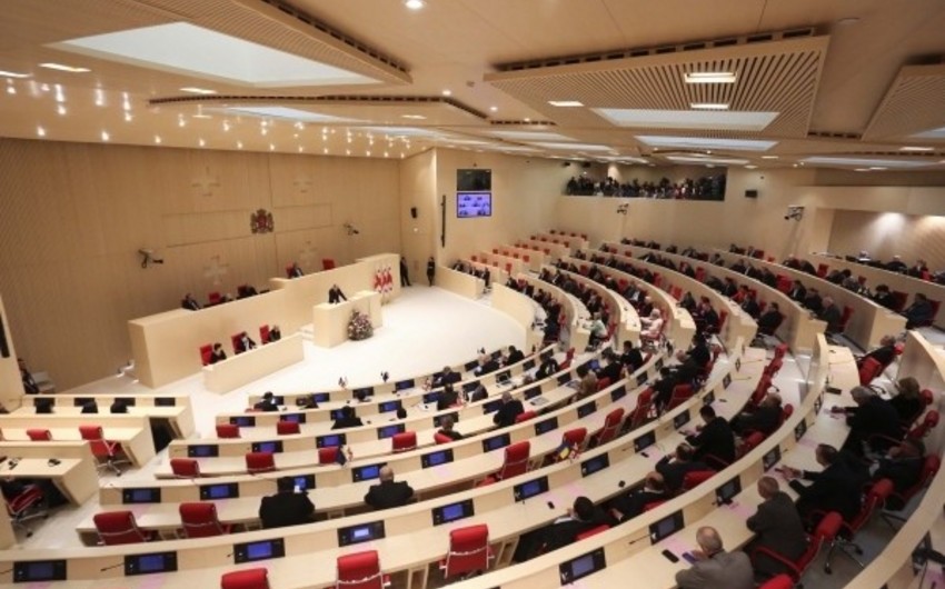 Парламент Грузии проведет внеочередные заседания