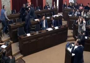 Brawl breaks out in Gerogian parliament