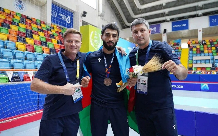 Azerbaijani kickboxer awarded at Islamic Games