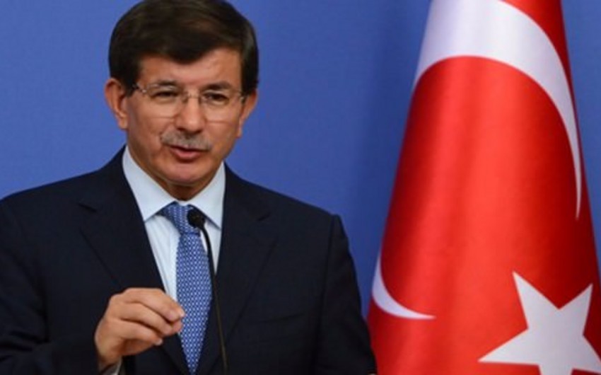 Davutoğlu urges HDP to ‘act like a political party’