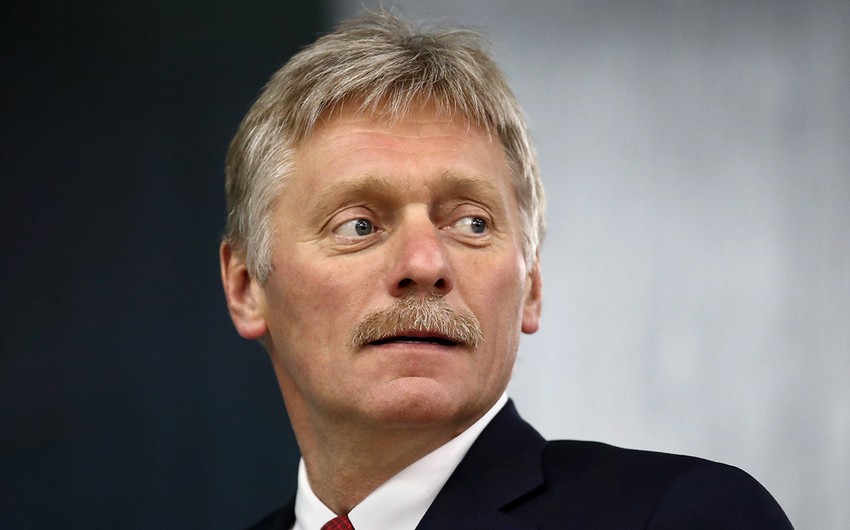 Peskov: ABŞ-nin Moskvadakı səfirliyinin fəaliyyəti hələ bərpa olunmayacaq